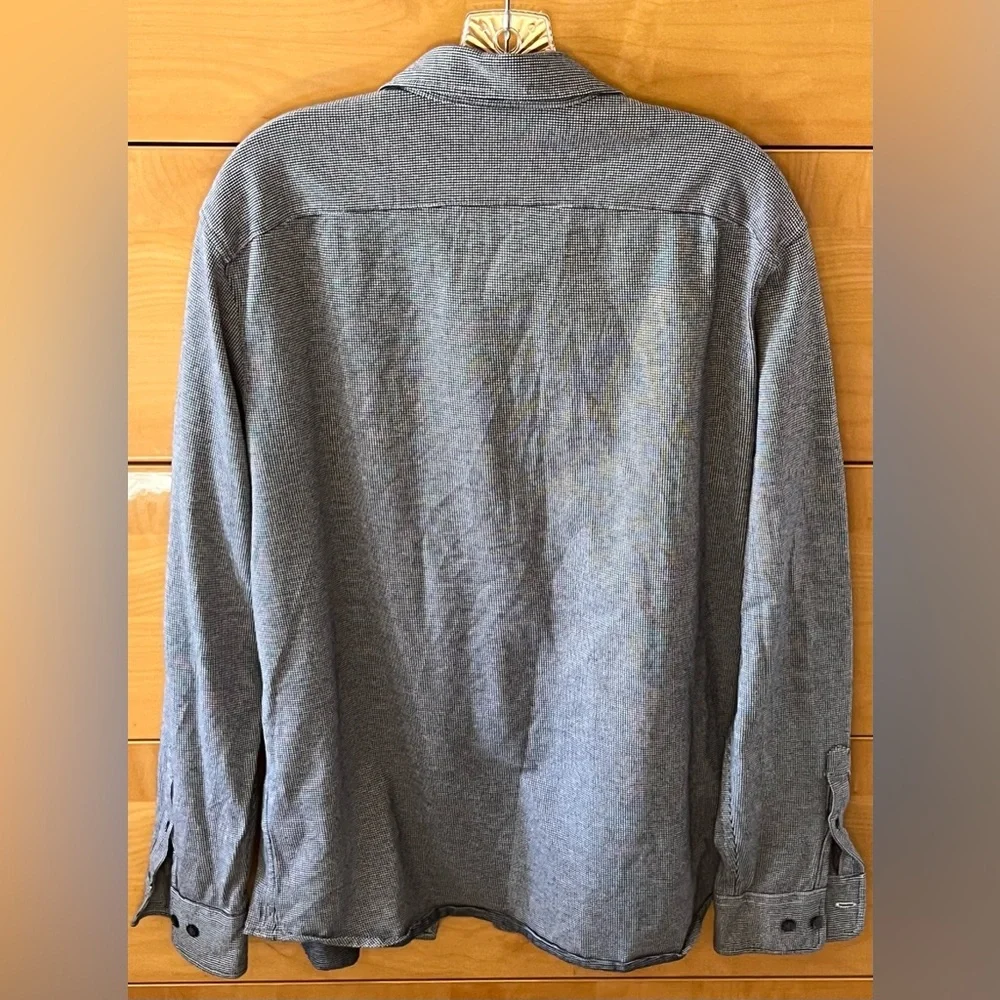 Banana Republic Performance Knit Men's Button-Up Shirt